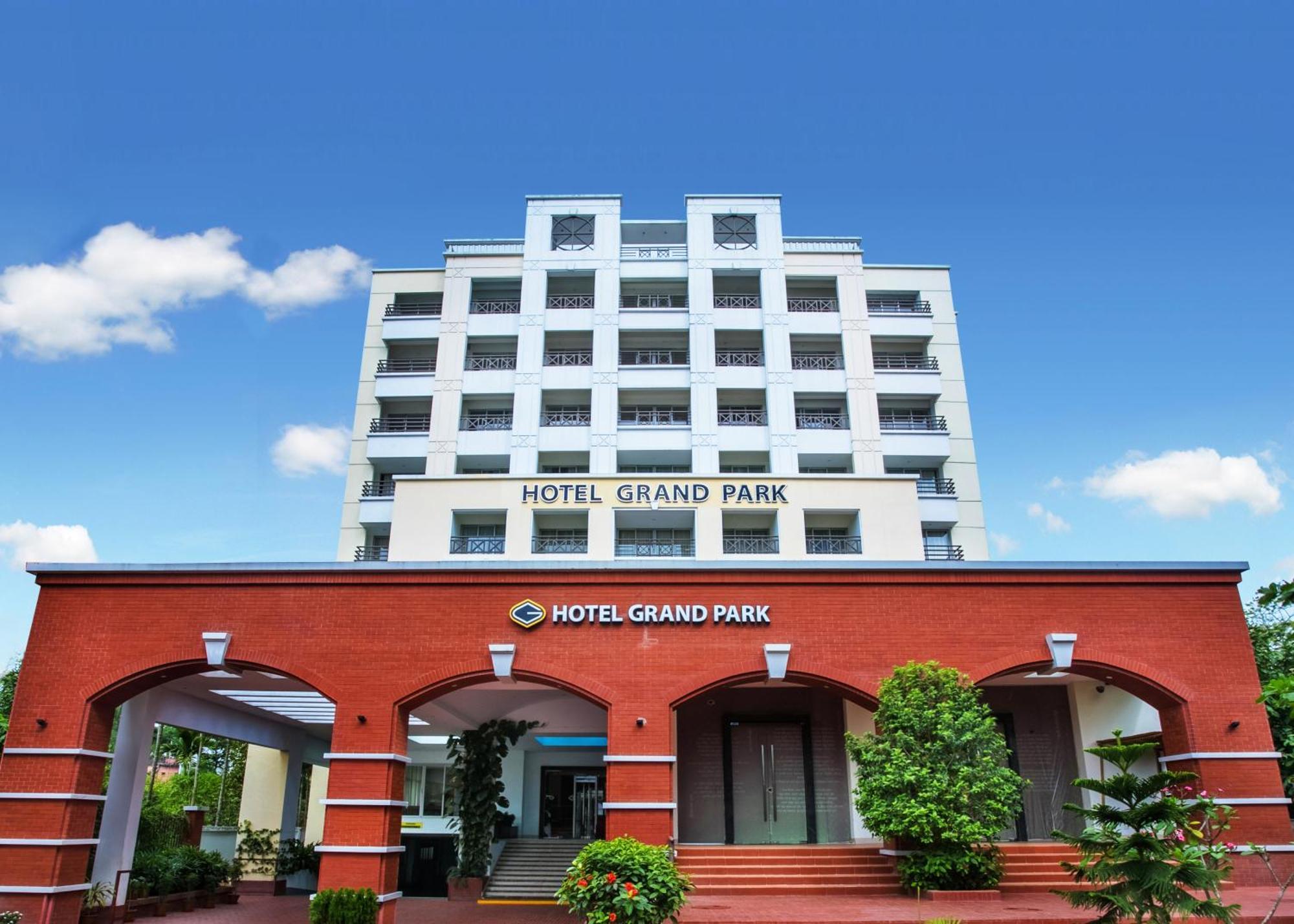 Hotel Grand Park Barishal 外观 照片