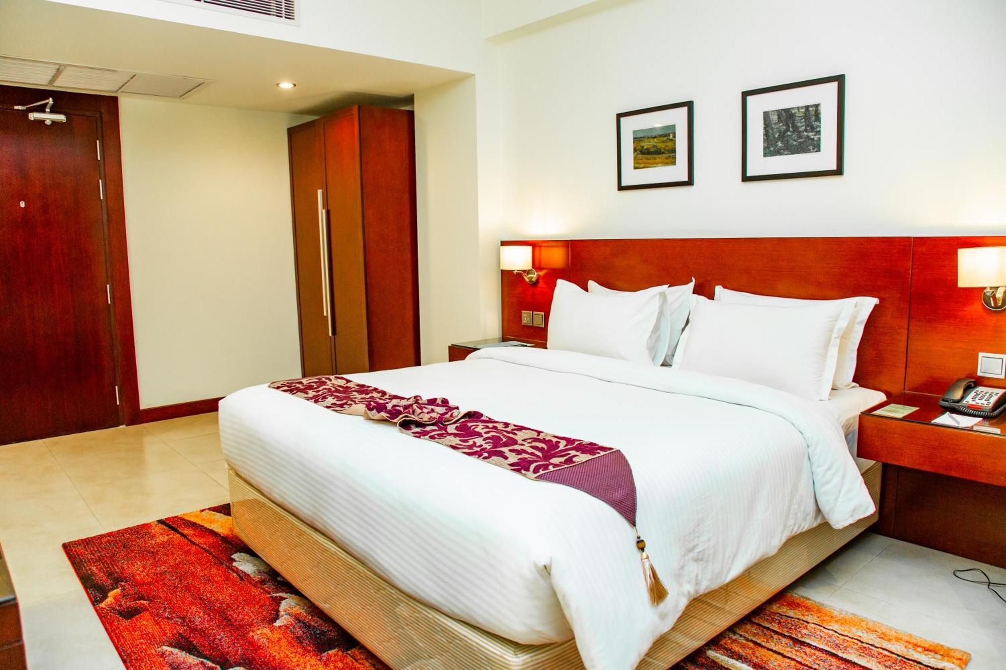 Hotel Grand Park Barishal 外观 照片