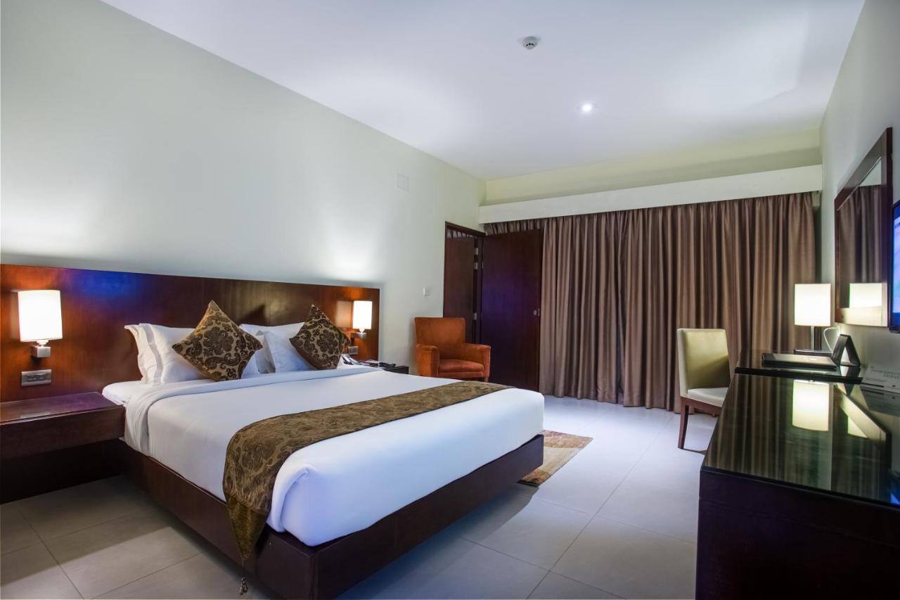 Hotel Grand Park Barishal 外观 照片